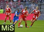 06.09.2025, Google-Pixel Frauenfussball Bundesliga 2025/2026, 1.Spieltag, FC Bayern Mnchen - Bayer 04 Leverkusen, in der Allianz-Arena Mnchen, 
Ruby Grant (Bayer Leverkusen) gegen Georgia Stanway (FC Bayern Mnchen) 
