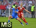 06.09.2025, Google-Pixel Frauenfussball Bundesliga 2025/2026, 1.Spieltag, FC Bayern Mnchen - Bayer 04 Leverkusen, in der Allianz-Arena Mnchen, Ruby Grant (Bayer Leverkusen ) gegen Carolin Simon (FC Bayern Mnchen) 

