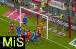 06.09.2025, Google-Pixel Frauenfussball Bundesliga 2025/2026, 1.Spieltag, FC Bayern Mnchen - Bayer 04 Leverkusen, in der Allianz-Arena Mnchen, Torszene, Torschuss  zum 1:0 durch Vanessa Gilles (, FC Bayern Mnchen) 

