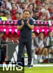 06.09.2025, Google-Pixel Frauenfussball Bundesliga 2025/2026, 1.Spieltag, FC Bayern Mnchen - Bayer 04 Leverkusen, in der Allianz-Arena Mnchen, Trainer Jose Barcala (FC Bayern Mnchen) 

