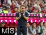 06.09.2025, Google-Pixel Frauenfussball Bundesliga 2025/2026, 1.Spieltag, FC Bayern Mnchen - Bayer 04 Leverkusen, in der Allianz-Arena Mnchen, Trainer Jose Barcala (FC Bayern Mnchen) 

