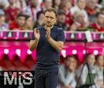 06.09.2025, Google-Pixel Frauenfussball Bundesliga 2025/2026, 1.Spieltag, FC Bayern Mnchen - Bayer 04 Leverkusen, in der Allianz-Arena Mnchen, Trainer Jose Barcala (FC Bayern Mnchen) 

