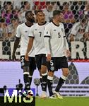 07.09.2025, Fussball WM-Qualifikation Europa 2025/26, 6.Spieltag,  Deutschland - Nordirland, im Rhein-Energie-Stadion Kln, v.l. Antonio Rdiger (Deutschland), Jamie Leweling (Deutschland) und Pascal Gross (Deutschland) unzufrieden nach dem 1:1