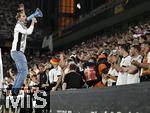 07.09.2025, Fussball WM-Qualifikation Europa 2025/26, 6.Spieltag,  Deutschland - Nordirland, im Rhein-Energie-Stadion Kln, Der Einpeitscher der deutschen Fans