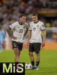 07.09.2025, Fussball WM-Qualifikation Europa 2025/26, 6.Spieltag,  Deutschland - Nordirland, im Rhein-Energie-Stadion Kln, vor dem Freistoss, v.li: David Raum (Deutschland), Florian Wirtz (Deutschland) 