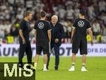 07.09.2025, Fussball WM-Qualifikation Europa 2025/26, 6.Spieltag,  Deutschland - Nordirland, im Rhein-Energie-Stadion Kln, nach dem Spiel, li: Trainer Julian Nagelsmann (Deutschland),  Co-Trainer Benjamin Glck (Deutschland), Rudi Vller (Sportdirektor Deutschland).