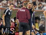 07.09.2025, Fussball WM-Qualifikation Europa 2025/26, 6.Spieltag,  Deutschland - Nordirland, im Rhein-Energie-Stadion Kln, re: Trainer Julian Nagelsmann (Deutschland) regt sich furchtbar auf gegen den vierten Offiziellen Sigurd Kringstad