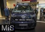 10.09.2025, Messe Mnchen IAA Mobility 2025 in Mnchen im Messegelnde Riem.  VWs Robotertaxi, der Autonom fahrende Elektrobus ID.Buzz AD.