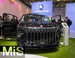 10.09.2025, Messe Mnchen IAA Mobility 2025 in Mnchen im Messegelnde Riem. Forthing ist eine chinesische Automarke der Dongfeng Motor Group, die eine Reihe von SUVs und Vans anbietet. Im Portfolio sind moderne Elektrofahrzeuge und Plug-in-Hybride mit Fokus auf ein gutes Preis-Leistungs-Verhltnis, fortschrittliche Fahrerassistenzsysteme und ein stilvolles Design beinhaltet. Hier der V9 SUV
