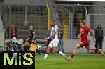 14.09.2025, Fussball 3. Liga 2025/2026, 5.Spieltag, TSV 1860 Mnchen - TSV Havelse, im Stadion an der Grnwalder Strasse Mnchen, Marvin Rittmller (TSV 1860 Mnchen) gegen Torwart Tom Opitz (li, TSV Havelse) 

