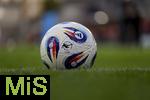 14.09.2025, Fussball 3. Liga 2025/2026, 5.Spieltag, TSV 1860 Mnchen - TSV Havelse, im Stadion an der Grnwalder Strasse Mnchen, Der Spielball der 3.Liga liegt bereit.
