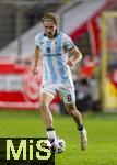 14.09.2025, Fussball 3. Liga 2025/2026, 5.Spieltag, TSV 1860 Mnchen - TSV Havelse, im Stadion an der Grnwalder Strasse Mnchen, David Philipp (TSV 1860 Mnchen) am Ball 