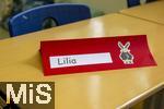 16.09.2025,  1.Schultag in Bayern, Symbolbild: Auf dem Tisch in einem Klassenzimmer steht der Name Lilia auf dem Namensschild.