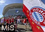 20.09.2025, Fussball Bundesliga 2025/2026, 4.Spieltag, TSG 1899 Hoffenheim - FC Bayern Mnchen, in der PreZero-Arena (Sinsheim). Die Bayern Fans vor dem Stadion


