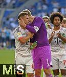 20.09.2025, Fussball Bundesliga 2025/2026, 4.Spieltag, TSG 1899 Hoffenheim - FC Bayern Mnchen, in der PreZero-Arena (Sinsheim). v.l. Joshua Kimmich (FC Bayern Mnchen) und Torwart Manuel Neuer (FC Bayern Mnchen)  jubeln


