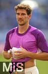 20.09.2025, Fussball Bundesliga 2025/2026, 4.Spieltag, TSG 1899 Hoffenheim - FC Bayern Mnchen, in der PreZero-Arena (Sinsheim). Leon Goretzka (FC Bayern Mnchen) freut sich nach dem Spiel.


