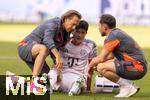 20.09.2025, Fussball Bundesliga 2025/2026, 4.Spieltag, TSG 1899 Hoffenheim - FC Bayern Mnchen, in der PreZero-Arena (Sinsheim). Min-jae Kim (Bayern Mnchen, Minjae Kim) verletzt am Boden.