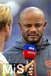 20.09.2025, Fussball Bundesliga 2025/2026, 4.Spieltag, TSG 1899 Hoffenheim - FC Bayern Mnchen, in der PreZero-Arena (Sinsheim). Trainer Vincent Kompany (FC Bayern Mnchen) nachdenklich beim SKY-Sport Interview. 