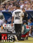 20.09.2025, Fussball Bundesliga 2025/2026, 4.Spieltag, TSG 1899 Hoffenheim - FC Bayern Mnchen, in der PreZero-Arena (Sinsheim). Trainer Vincent Kompany (FC Bayern Mnchen) mit T-Shirt-Aufdruck Y-3