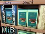 22.09.2025, Trend Dubai Schokolade,  Hier die Version von der Firma LINDT als DUBAI-Style Chocolade im Verkaufs-Display eines Supermarktes, mit Pistazien-Fllung,  70 Prozent CACO. 