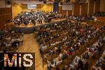 26.09.2025, Internationales Klassikfestival: Festival der Nationen 2025, im Kurhaus Bad Wrishofen (Unterallgu), Klassik for Kids: Schulkonzert fr Schlerinnen und Schler im Kursaal mit dem vbw-Festivalorchester und Christoph Adt (Dirigent), Stargast der Pianist Igor Levit (Deutschland) am Klavier.
