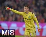 26.09.2025, Fussball Bundesliga 2025/2026, 5.Spieltag, FC Bayern Mnchen - SV Werder Bremen, in der Allianz-Arena Mnchen, Torwart Karl Hein (Werder Bremen) ist unzufrieden.