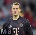 26.09.2025, Fussball Bundesliga 2025/2026, 5.Spieltag, FC Bayern Mnchen - SV Werder Bremen, in der Allianz-Arena Mnchen, Torwart Manuel Neuer (FC Bayern Mnchen) nachdenklich