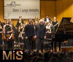 27.09.2025, Internationales Klassikfestival: Festival der Nationen 2025, im Kurhaus Bad Wrishofen (Unterallgu), Igor Levit, Klavier. Mit dem vbw Festivalorchester unter Dirigent Christoph Adt.

