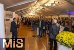 27.09.2025, Internationales Klassikfestival: Festival der Nationen 2025, im Kurhaus Bad Wrishofen (Unterallgu), Igor Levit, Klavier. VIP-Zelt Ansprache von Intendant Werner Roch.