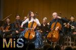 02.10.2025, Internationales Klassikfestival: Festival der Nationen 2025, im Kurhaus Bad Wrishofen (Unterallgu), Konzert Bella Italia, Julia Hagen (Violoncello) mit dem Orchester Camerata Salzburg 