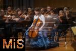 02.10.2025, Internationales Klassikfestival: Festival der Nationen 2025, im Kurhaus Bad Wrishofen (Unterallgu), Konzert Bella Italia, Julia Hagen (Violoncello) mit dem Orchester Camerata Salzburg, 