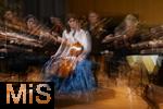 02.10.2025, Internationales Klassikfestival: Festival der Nationen 2025, im Kurhaus Bad Wrishofen (Unterallgu), Konzert Bella Italia, Julia Hagen (Violoncello) mit dem Orchester Camerata Salzburg, 