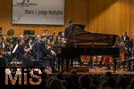03.10..2025, Internationales Klassikfestival: Festival der Nationen 2025, im Kurhaus Bad Wrishofen (Unterallgu), Jan Lisiecki (Klavier) und das Mozarteumorchester.