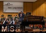 03.10..2025, Internationales Klassikfestival: Festival der Nationen 2025, im Kurhaus Bad Wrishofen (Unterallgu), Jan Lisiecki (Klavier) und das Mozarteumorchester.