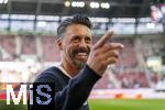 04.10.2025, Fussball 1. Bundesliga 2025/2026, 6.Spieltag, FC Augsburg - VfL Wolfsburg, in der WWK-Arena Augsburg. Trainer Sandro Wagner (FC Augsburg) 