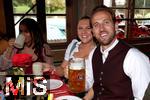 05.10.2025, Fussball Bundesliga 2025/2026, FC Bayern Mnchen Wiesnbesuch auf dem Oktoberfest 2025,  Harry Kane (FC Bayern Mnchen) mit Frau
