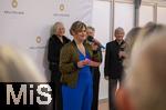 05.10..2025, Internationales Klassikfestival: Festival der Nationen 2025, im Kurhaus Bad Wrishofen (Unterallgu), Abschlussgala: Arienabend mit Elena Garanca (Mezzosopran), Dirigent Karel Mark Chichon, Janacek Philharmonic Orchestra Prag,  Werkseinfhrung im VIP-Zelt 