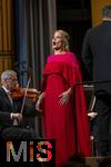 05.10..2025, Internationales Klassikfestival: Festival der Nationen 2025, im Kurhaus Bad Wrishofen (Unterallgu), Abschlussgala: Arienabend mit Elena Garanca (Mezzosopran), Dirigent Karel Mark Chichon, Janacek Philharmonic Orchestra Prag, 