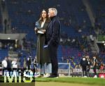 10.10.2025, Fussball WM-Qualifikation Europa 2025/26, 7.Spieltag,  Deutschland - Luxemburg, in der PreZero-Arena (Sinsheim). Moderatorin Esther Sedlaczek (Deutschland) und TV Experte Bastian Schweinsteiger (Deutschland).