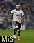 10.10.2025, Fussball WM-Qualifikation Europa 2025/26, 7.Spieltag,  Deutschland - Luxemburg, in der PreZero-Arena (Sinsheim). Serge Gnabry (Deutschland) am Ball.
