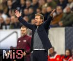 10.10.2025, Fussball WM-Qualifikation Europa 2025/26, 7.Spieltag,  Deutschland - Luxemburg, in der PreZero-Arena (Sinsheim). National-Trainer Julian Nagelsmann (Deutschland) gibt Lautstark Anweisungen.