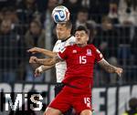 10.10.2025, Fussball WM-Qualifikation Europa 2025/26, 7.Spieltag,  Deutschland - Luxemburg, in der PreZero-Arena (Sinsheim). Waldemar Anton (Deutschland) Kopfball gegen Olivier Thill (Luxemburg) 