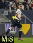10.10.2025, Fussball WM-Qualifikation Europa 2025/26, 7.Spieltag,  Deutschland - Luxemburg, in der PreZero-Arena (Sinsheim). Joshua Kimmich (Deutschland) mit zerissener und geflickter Hose.