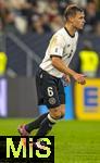 10.10.2025, Fussball WM-Qualifikation Europa 2025/26, 7.Spieltag,  Deutschland - Luxemburg, in der PreZero-Arena (Sinsheim). Joshua Kimmich (Deutschland) mit zerissener und geflickter Hose.