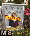 14.10.2025,  Bad Wrishofen im Unterallgu, Nach dem heutigen Start des Vorverkaufes fr die neue Tournee der Comedian Monika Gruber sind die beiden Auftritte (Es huift ja nix) in Bad Wrishofen bereits restlos ausverkauft. Auf dem Plakat prangt AUSVERKAUFT!