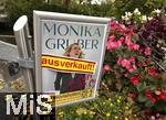 14.10.2025,  Bad Wrishofen im Unterallgu, Nach dem heutigen Start des Vorverkaufes fr die neue Tournee der Comedian Monika Gruber sind die beiden Auftritte (Es huift ja nix) in Bad Wrishofen bereits restlos ausverkauft. Auf dem Plakat prangt AUSVERKAUFT!