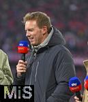 18.10.2025, Fussball Bundesliga 2025/2026, 7.Spieltag, FC Bayern Mnchen - Borussia Dortmund, in der Allianz-Arena Mnchen,  National-Trainer Julian Nagelsmann (Deutschland) beim Interview


