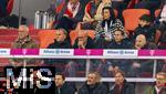 18.10.2025, Fussball Bundesliga 2025/2026, 7.Spieltag, FC Bayern Mnchen - Borussia Dortmund, in der Allianz-Arena Mnchen, Vereinsfhrung der Dortmunder frustriert in der ersten Reihe der Ehrentribne. Geschftsfhrer Hans-Joachim Watzke (Borussia Dortmund), Geschftsfhrer Carsten Cramer, Lars Ricken, Matthias Sammer 
