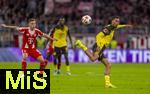 18.10.2025, Fussball Bundesliga 2025/2026, 7.Spieltag, FC Bayern Mnchen - Borussia Dortmund, in der Allianz-Arena Mnchen, re: Felix Nmecha (Borussia Dortmund) 