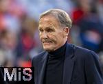 18.10.2025, Fussball Bundesliga 2025/2026, 7.Spieltag, FC Bayern Mnchen - Borussia Dortmund, in der Allianz-Arena Mnchen, Geschftsfhrer Hans-Joachim Watzke (Borussia Dortmund) nachdenklich 